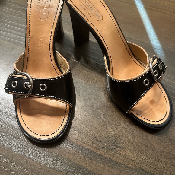 Coach Daryn Leather Sandals - Picture 2 of 4